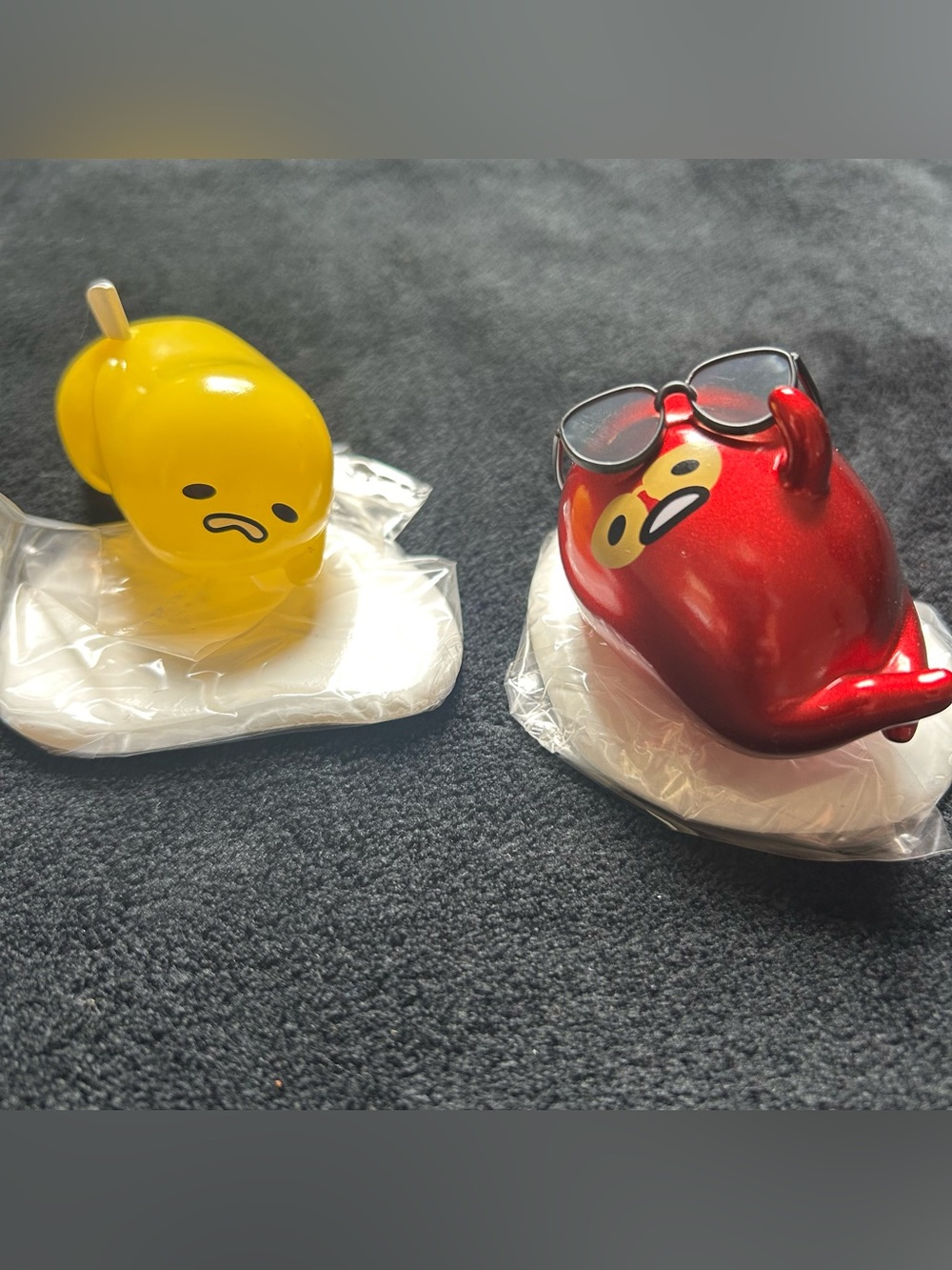 Sanrio Gudetama Vinyl Mini Figure (2-Pack)